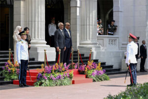 ރައީސްގެ ދެކަނބަލުންނަށް ސިންގަޕޫރު ސަރުކާރުން ރަސްމީގޮތުން މަރްޙަބާ ދަންނަވައިފި