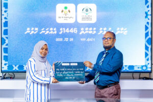 ޒަކާތު ހައުސްގެ ރަމަޟާން މުބާރާތުގެ ޢުމްރާ ވައުޗަރ ހަވާލުކޮށްފި