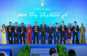 ސްޓޫޑެންޓް ލޯނު ޝަރުތު ހަމަވި 806 ދަރިވަރުންނަށް ވެސް ލޯނު ދޭން ރައީސް ނިންމަވައިފި