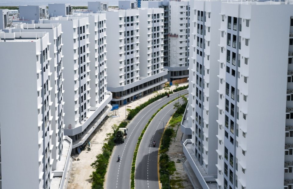 ގެދޮރުވެރިޔާ ސްކީމުގެ ގުރުއަތު ނެގުމުގައި މައްސަލަ ހުރިކަމަށް ބުނެ ހައުސިން މިނިސްޓްރީން އޭސީސީއަށް