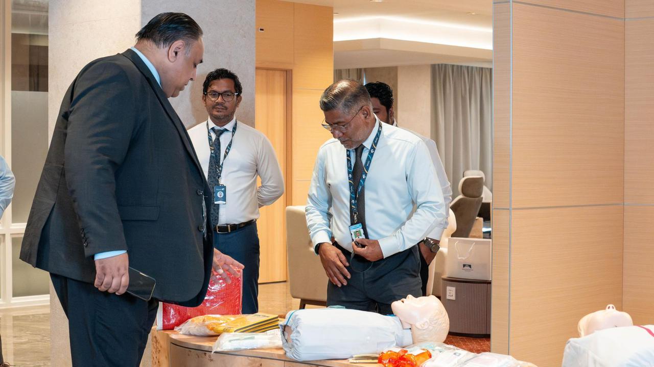 އިނގިރޭސިވިލާތުން އެމްއޭސީއެލްއަށް އަވަސް ފަރުވާގެ ތަމްރީން ސާމާނު ހަދިޔާކޮށްފި