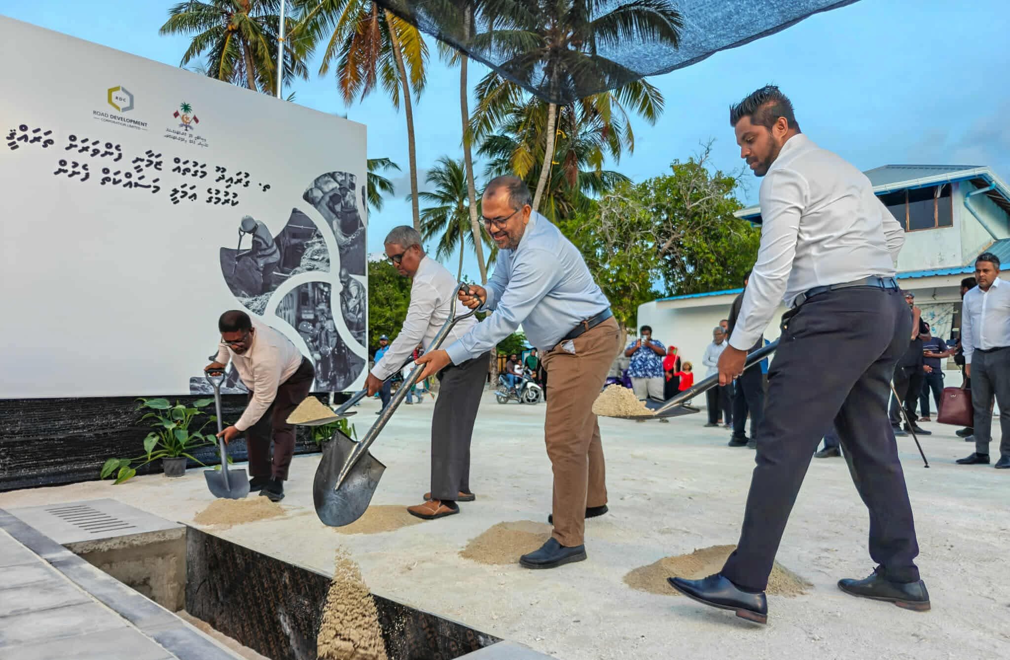 ތ. ގުރައިދޫގެ މަގުތައް ތަރައްގީކުރުމުހެ 74 މިލިއަން ރުފިޔާގެ މަޝްރޫއު ފަށައިފި