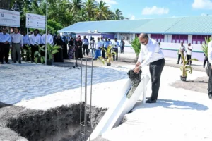 ބިލެތްދޫގައި އަލަށް އިމާރާތްކުރާ ފުލުހުންގެ މަރުކަޒުގެ ޢަމަލީ މަސައްކަތް ފަށައިފި