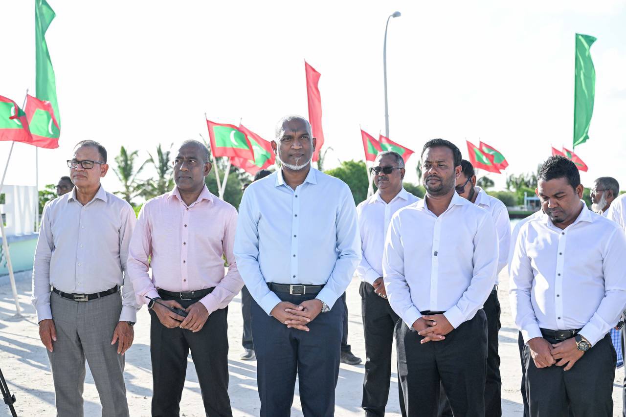 ބިލެއްދޫ ބަނދަރު މަސައްކަތާ އެކު ބިން ހިއްކުމުގެ މަސައްކަތް ވެސް ކުރިޔަށް ގެންދަނީ