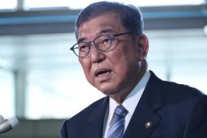 ޖަޕާނުގެ ބޮޑުވަޒީރު ޝިގޭރޫ އިޝިބާ އަހަރެއް ނުވަނީސް މަގާމުން އިސްތިއުފާދެއްވައިފި