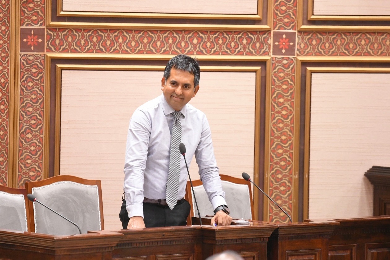 ސަރުކާރުގެ ވައުދުތައް ފުއްދާނީ ވަކި ކަމެއް ދޫނުކޮށް: އިކޮނޮމިކް މިނިސްޓަރު