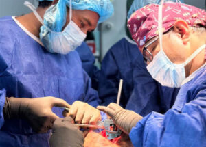 ރާއްޖޭގައި ފުރަތަމަ ފަހަރަށް އުކުޅުވަޅު ހުޅު ބަދަލުކުރުމުގެ ޚާއްސަ އޮޕަރޭޝަން ކާމިޔާބުކަމާއެކު ކޮށްފި