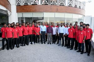 ފުޓުބޯޅަ ކުރިއެރުވުމަށް ސަރުކާރުން ފުރިހަމަ އެއްބާރުލުން ދޭނެ: ރައީސް