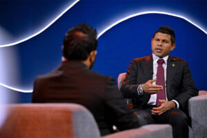 ކުރިއަށް އޮތް ތިން އަހަރު މަޝްރޫޢުތައް ބާރު ސްޕީޑްގައި ކުރިއަށް ދާނެ: ނައިބު ރައީސް 