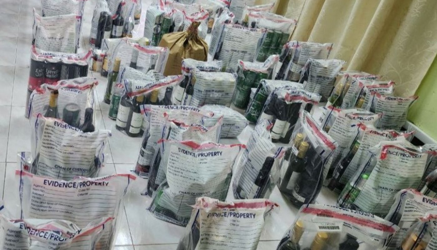 ދާލު އެއާޕޯޓުން ހިފަހައްޓާފައިވާ 484 އައިޓަމް ބަނގުރާ ފުލުހުން ނައްތާލައިފި