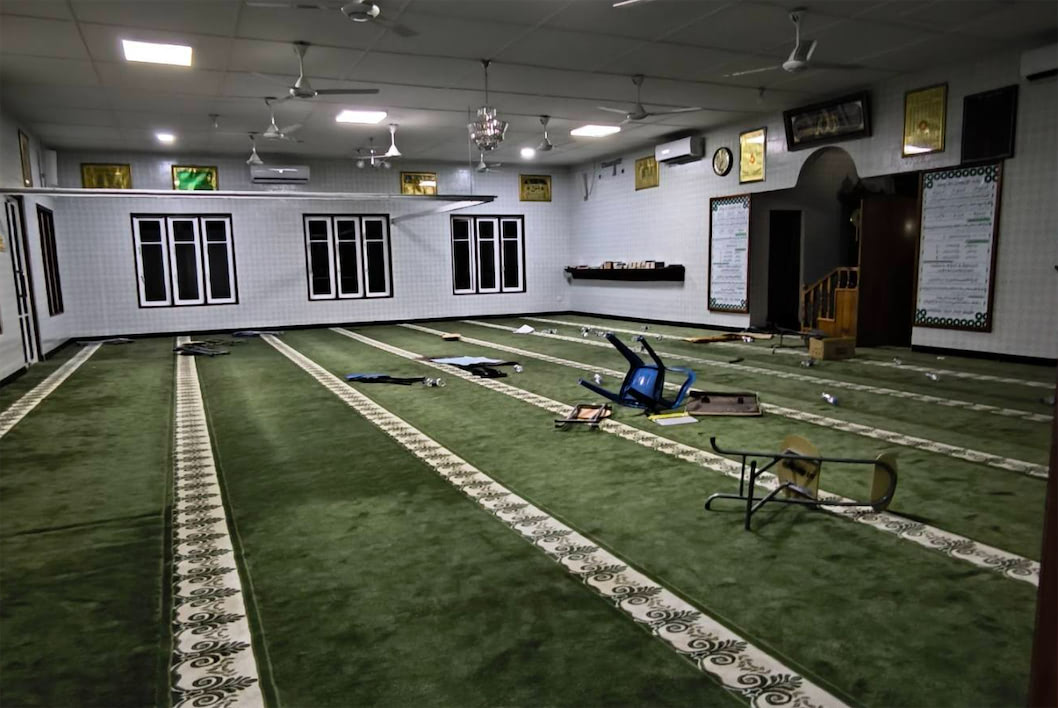 މިސްކިތްތަކަށް ގެއްލުން ދިނުމަކީ ޓެރަރިޒަމްގެ އަމަލެއް ކަމަށް ކަނޑައަޅަން ހުށަހެޅި ބިލު މަޖިލީހަށް ބަލައިގެންފި