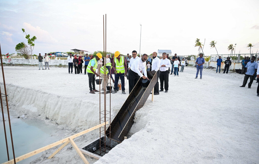 ރައީސުލްޖުމްހޫރިއްޔާގެ ދަތުރުފުޅުގައި ފޭދޫ މިސްކިތުގެ ބިންގާއަޅައިފި