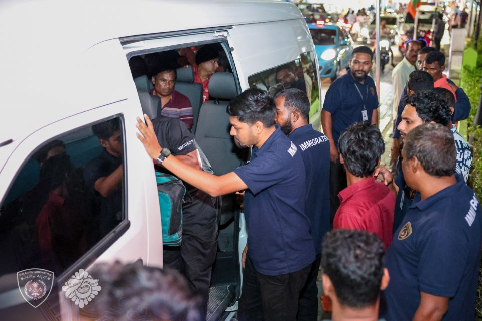 ބިދޭސީން ގަވާއިދާ ހިލާފަށް ހިންގާ 29 ވިޔަފާރިއެއް 41 ގަޑިއިރުތެރޭ ރިޕޯޓުކޮށްފި