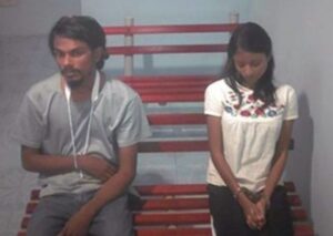 ޔުމްނުއަށް އިންސާފު ހޯދަން ގޮވާލި މުޒާހަރާގައި ބައިވެރިވި ދެ ޒުވާނުންގެ މައްޗަށް ކުރި ދައުވާތައް އަނބުރާ ގެނެސްފި