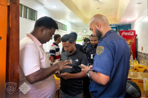 މާލޭގައި ހިންގި އޮޕަރޭޝަނެއްގައި ގަވައިދު ހިލާފަށް އުޅެމުންދިޔަ ފަސް ބިދޭސީން ހައްޔަރުކޮށްފި