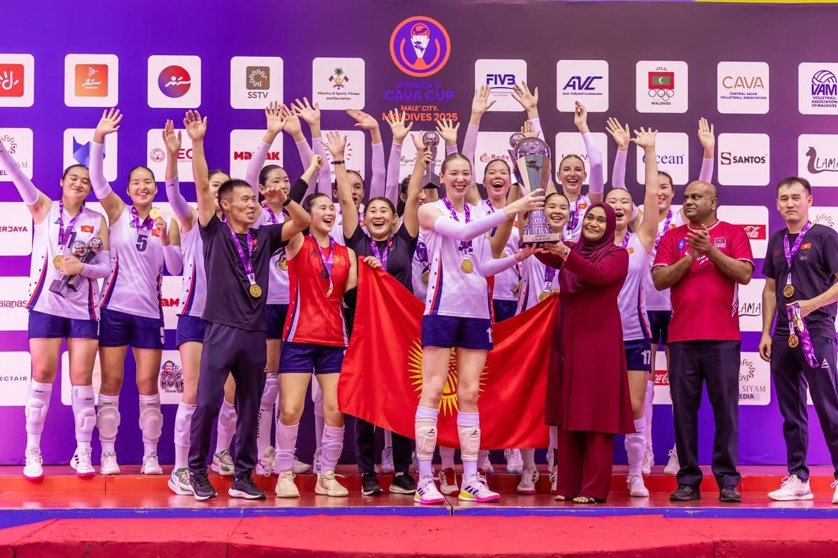 ކާވާ އަންހެން ވޮލީބޯޅަ ޗެމްޕިއަންޝިޕްގެ ތަށި ކިރިގިސްތާނަށް، ރާއްޖެއަށް ރިހި މެޑަލް