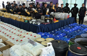 މެލޭޝިއާގެ ތާރީހުގައި އެންމެ ބޮޑު ޑްރަގް އޮޕަރޭޝަން: 375 މިލިއަން ޑޮލަރުގެ މަސްތުވާތަކެތި އަތުލައިގެންފި