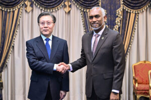 ޗައިނާގެ އެންޕީސީގެ ވައިސް ޗެއަރމަން، ރައީސްގެ އަރިހަށް އިޙްތިރާމުގެ ޒިޔާރަތެއް ކުރައްވައިފި