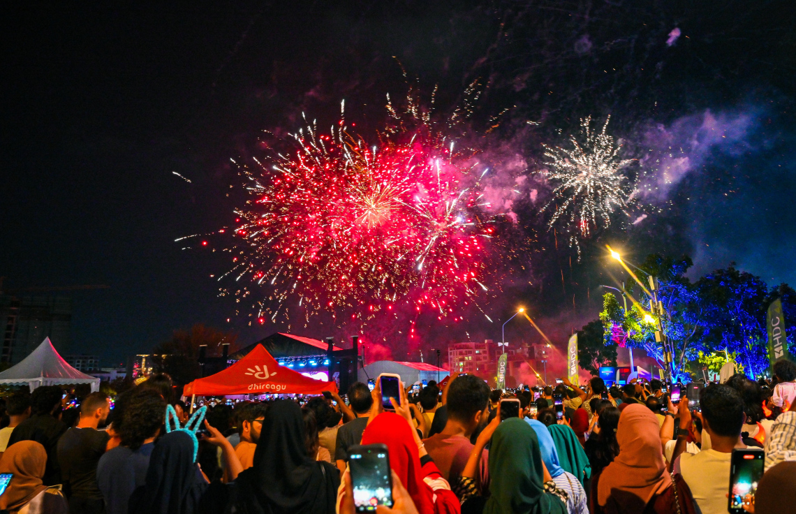 ހަވާއާއި ޑްރޯން ޝޯއާއެކު ހުޅުމާލޭގައި 2026 އަށް ހޫނު މަރުހަބާއެއް!