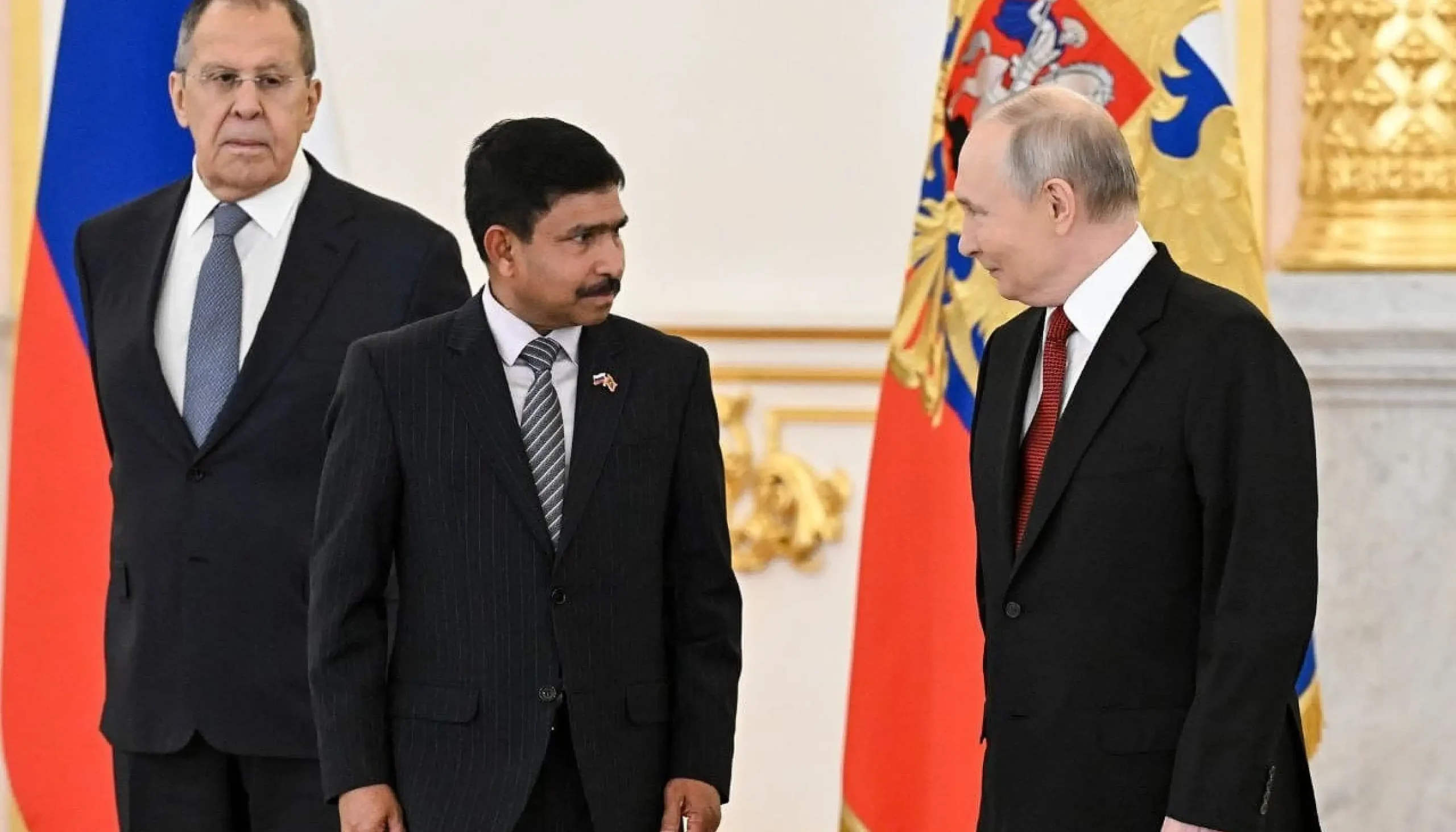 ރަޝިޔާއަށް ކަނޑައެޅި ސަފީރުކަމުގެ ފަތްކޮޅު، އަބްދުއްރަހީމް ރައީސް ޕޫޓިންއަށް އަރުވައިފި