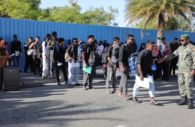 ދިވެހި ވަޠަނީ ޚިދުމަތުގެ ދެވަނަ ބުރުގެ ތަމްރީނުތަކަށް 350 ޒުވާނުން ފުރައިފި