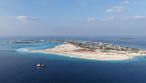 ދިއްދޫ އެއާޕޯޓު މަޝްރޫއު: 5 ދުވަހުގެ ތެރޭގައި 21 ހެކްޓަރު ހިއްކައި، މަސައްކަތް ހަލުވިކަމާއެކު ކުރިއަށް