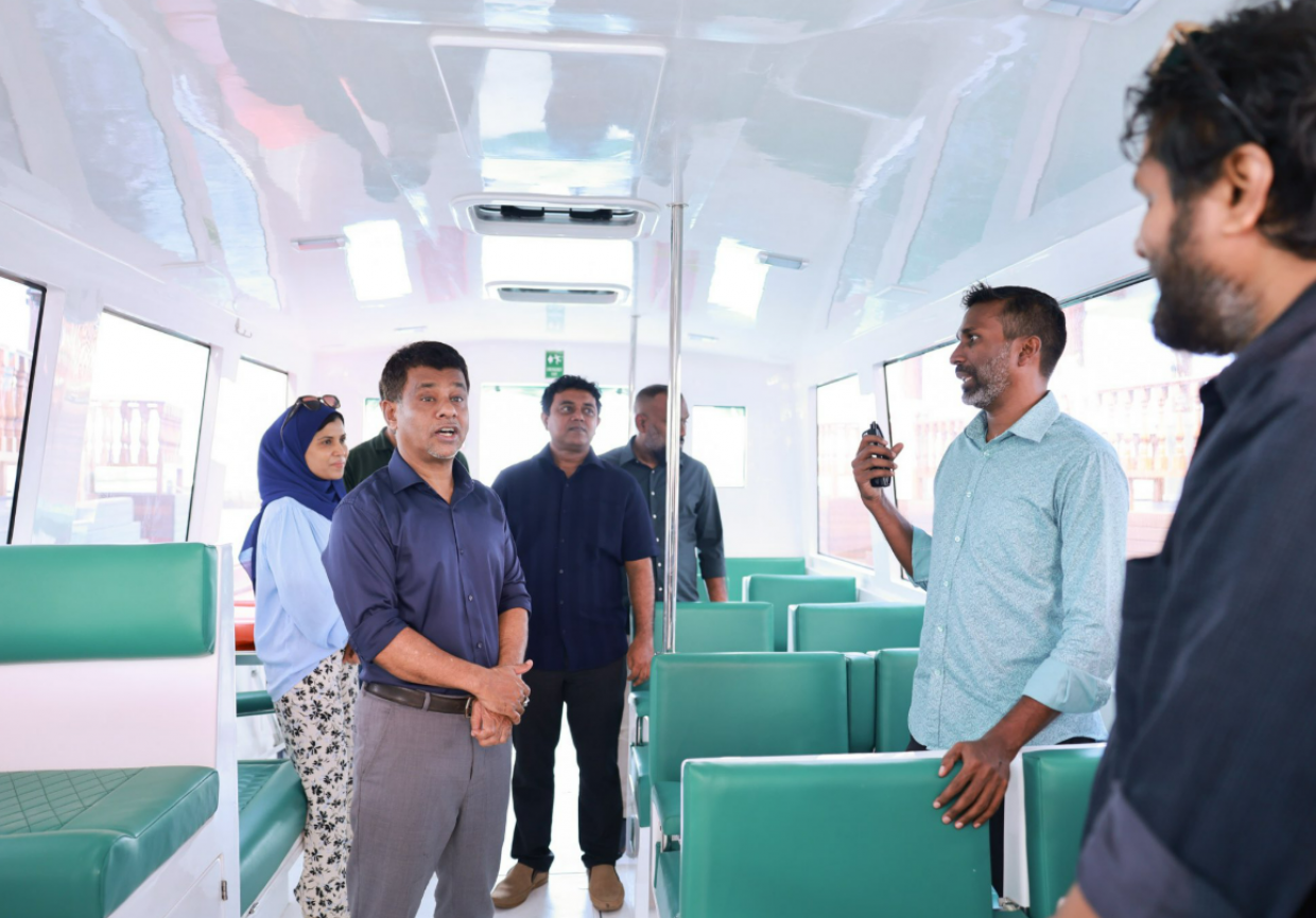 މި މަސް ނިމުމުގެ ކުރިން އަތޮޅު ހޮސްޕިޓަލްތަކަށް ބޭނުންވާ ލޯންޗުތައް ފޯރުކޮށްދީ ނިމޭނެ: މިނިސްޓަރު