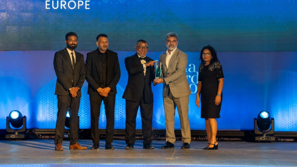 ވައިގެ ދަތުރުފަތުރުގެ ދާއިރާގެ އަގުވަޒަންކޮށް، އެމްއޭސީއެލް އިން "ވެލާނާ އެވޯޑްސް" ދީފި