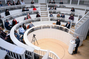 ކްލައިމެޓް ފައިނޭންސް ލިބުން ލުއިވެ، ދުރާލާ ކަށަވަރުކުރެވެން ޖެހޭ: ރައީސް