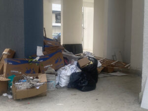 ފަހި ޓަވަރު ސަރަހައްދަށް ކުނިއެޅި ދެ މީހަކު ޖޫރިމަނާކޮށް، އެފްޑީސީން ފިޔަވަޅު އަޅަން ފަށައިފި