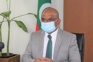 ޢަރަބި ގައުމުތަކާ އެކު އޮންނަ ގުޅުން ހަރުދަނާ ކުރުމަށް މިނިސްޓަރ ޝާހިދު މަޝްވަރާކުރައްވައިފި