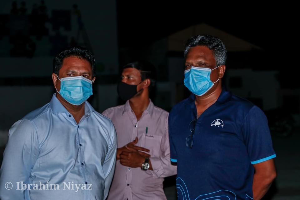 ހޯރަފުށީ ރައްޔިތުންގެ ނަމޫނާއިން އާޒިމް ކޮސްވެއްޖެ!