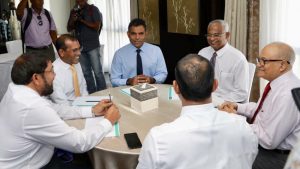 ޖޭޕީގެ ސްލޮޓެއް އެމްޑީޕީއަށް ދިނުމާއިއެކު، ކޯލިޝަނެއް އޮތްކަމާއިދު ސުވާލު އުފެދިއްޖެ