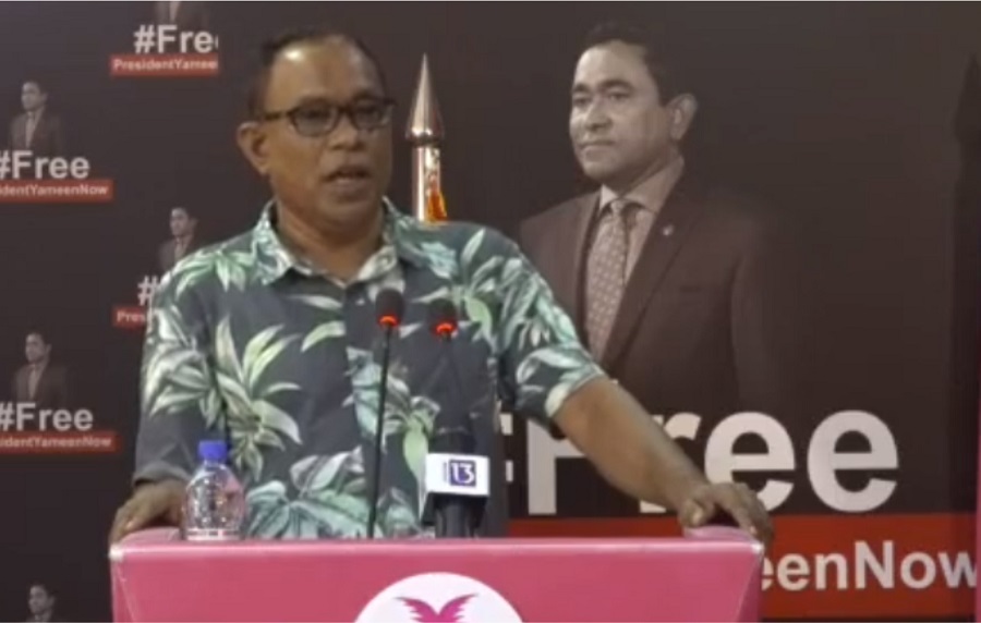 ނަސީމަށް މިނިސްޓަރަކަން ދިނީ އިންޑިޔާއިން ތައްޔާރުކުރާ ވެކްސިން ދިވެހިންގެ ގަޔަށް ޖަހަން: އަދުރޭ