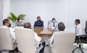 އައިއޯއައިޖީގެ މަޝްވަރާތަކެއް އެމްއޯސީން މިނިސްޓަރާއި ކުރައްވައިފި