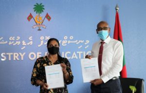 ޔުނިސެފުން 22 ސްކޫލެއްގައި 44 އަތްދޮންނަ ސްޓޭޝަންތަކެއް ޤާއިމްކޮށްދީފި