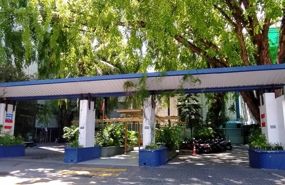 އޭޑީކޭ ހޮސްޕިޓަލުގައި ކޯވިޑް-19 އަށް ޓެސްޓް ހަދައިދޭ އަގު ހެޔޮކޮށްފި