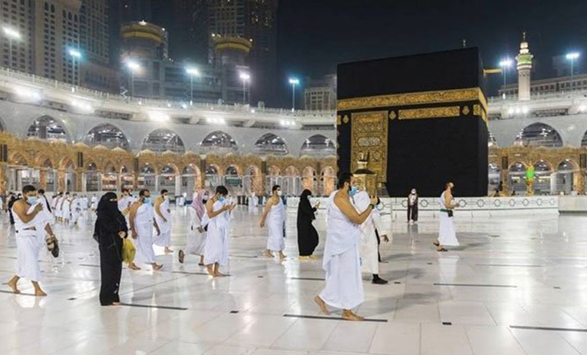 އުމްރާގެ އަޅުކަން އަދާކުރަމުންދިޔަ ދިވެއްސަކު ނިޔާވެއްޖެ