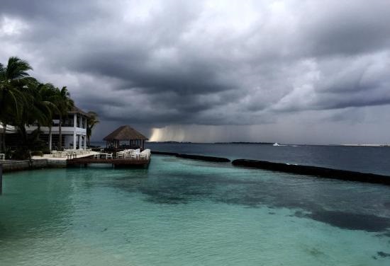 މޫސުން ގޯސްވެ ބ.އަތޮޅުން އދ.އަތޮޅަށް ޔެލޯ އެލާޓް ނެރެފި