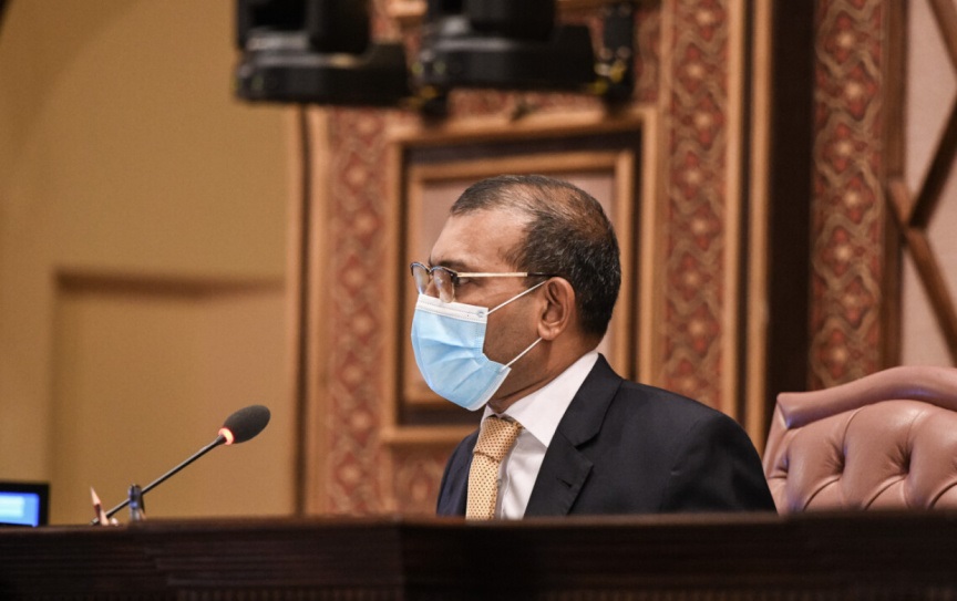 ކަރަންޓީނަށްފަހު ރައީސް ނަޝީދު މަޖިލީހުގެ ޖަލްސާތަކަށް