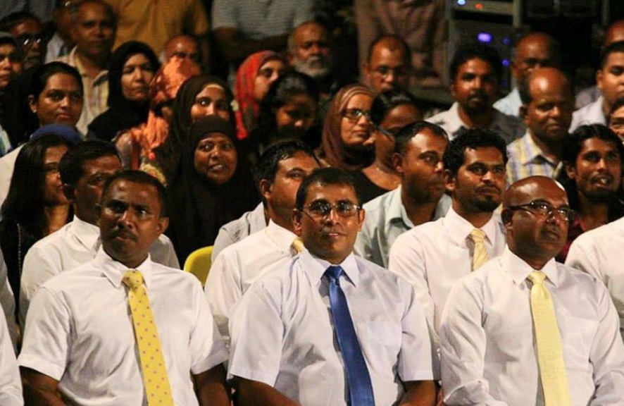 ޑރ.މައުސޫމް އެމްޑީޕީގެ ޖަލްސާއެއްގެ ހަނދާންތައް އާކުރައްވައިފި