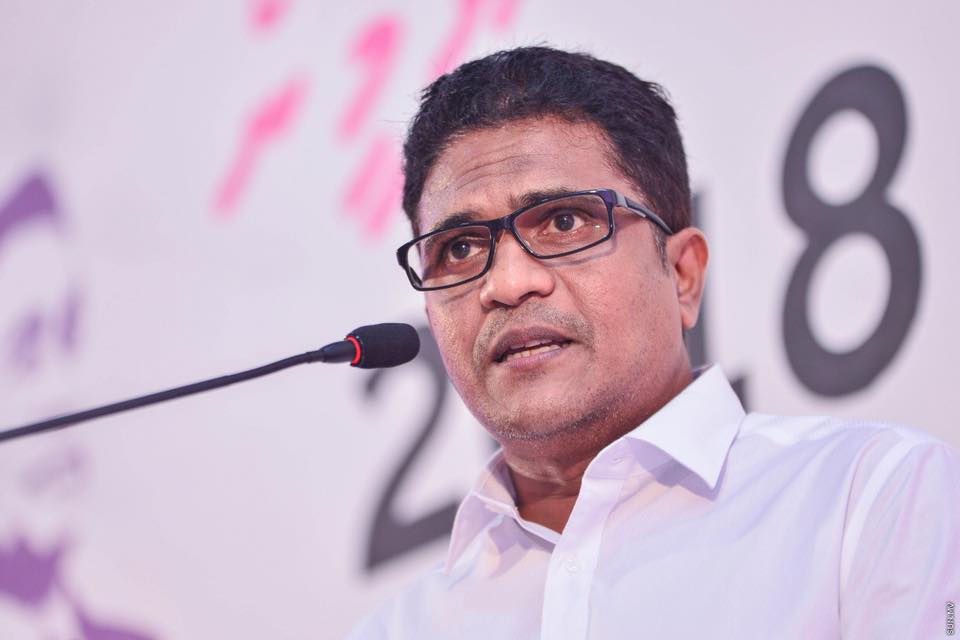 ކޮރަޕްޝަންގެ މައްސަލަތަށް ތަހުގީގްކުރާ ކޮމިޝަނަށް ނިހާން ޙާޒިރުކޮށް ސުވާލުކޮށްފި