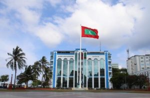 މާލޭ ސަރަހައްދުން ކަރަންޓު ކެނޑުނު މައްސަލައިގެ ޚާއްސަ ތަހުގީގެއް ފުލުހުން ފަށައިފި