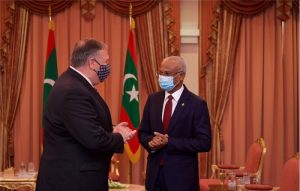 ރައީސުލްޖުމްހޫރިއްޔާ މައިކް ޕޮމްޕެއޯ ބައްދަލު ކުރައްވައިފި