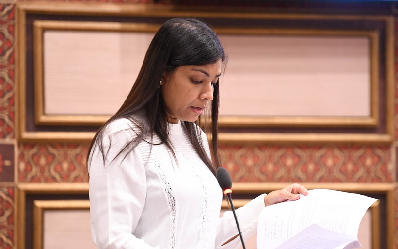 ފްލައިން ސްކޫލުގެ ދަރިވަރުންތަކެއް ކަނޑާލަން އުޅުނު މައްސަލާގައި ރޮޒޭނާ ރަތަށް