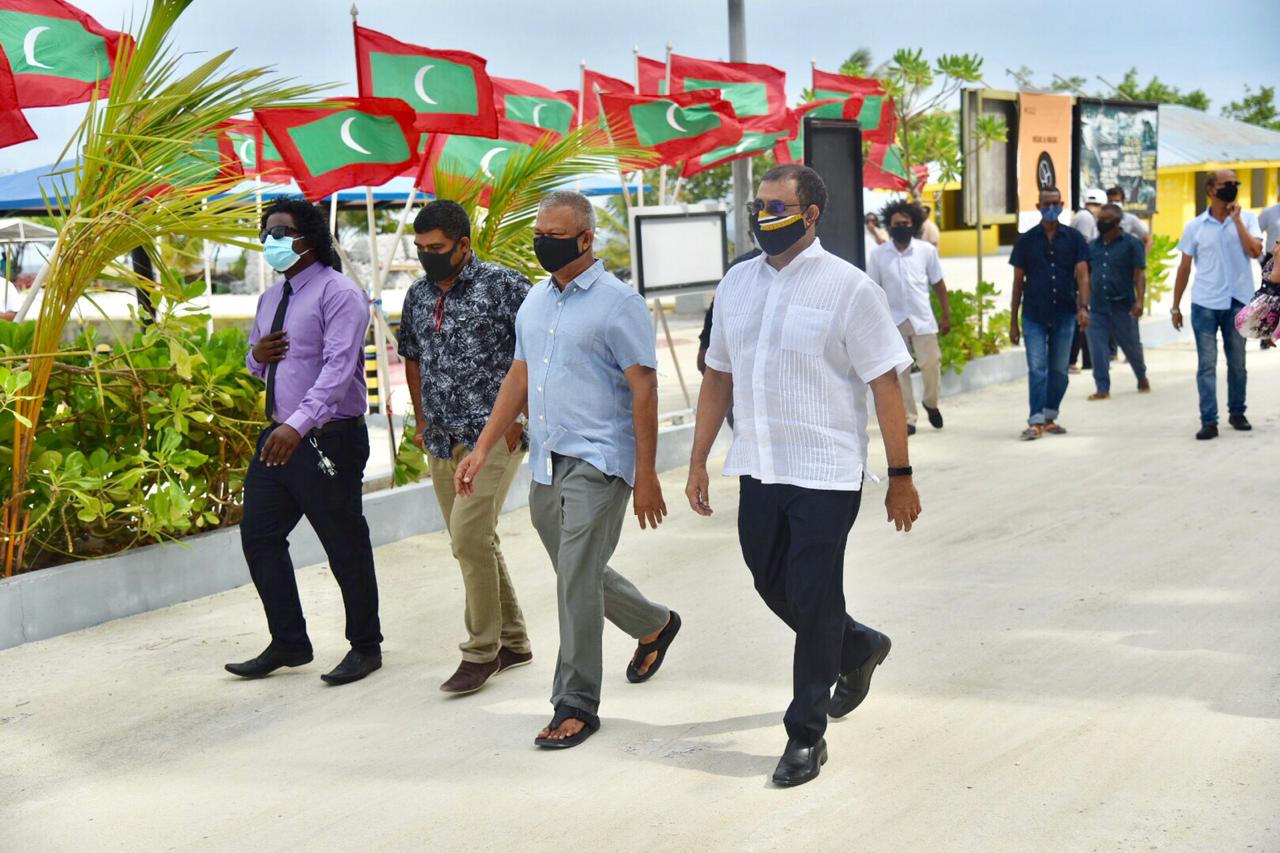 ދިގު އިންތިޒާރަކަށްފަހު ގެސްޓުހަސްތައް އަލުން ހުޅުވައިފި