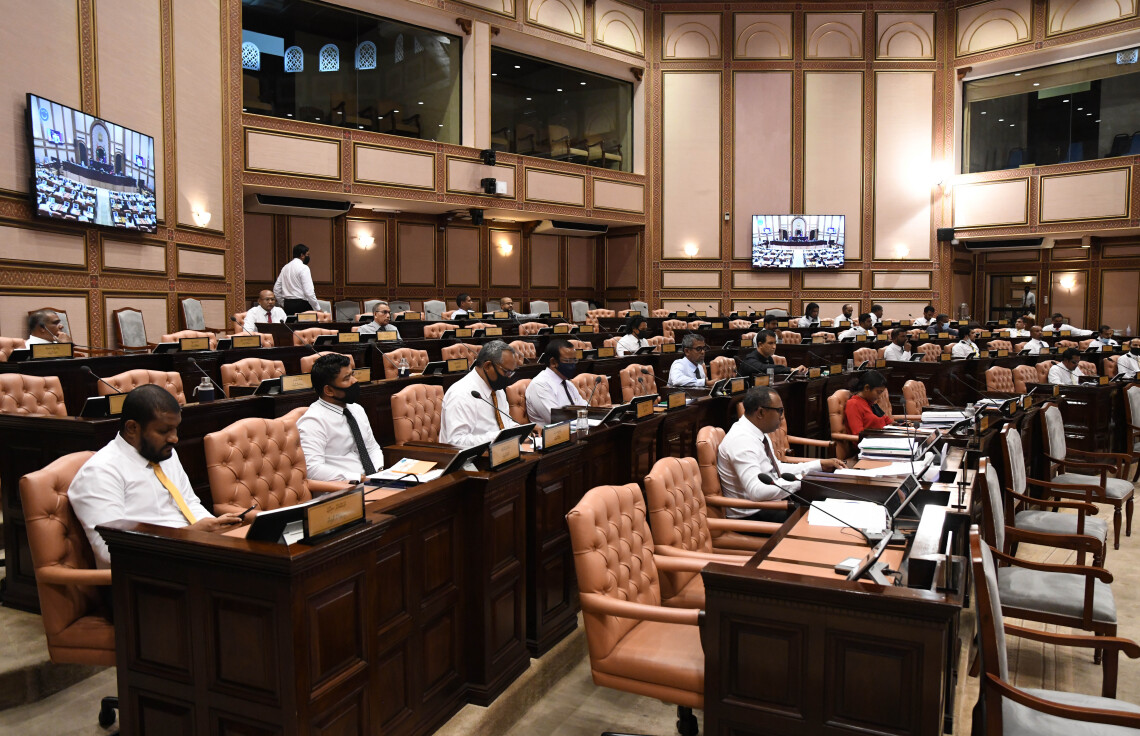 ބަޖެޓް ރިޕޯޓަށް މާދަމާ ބަހުސްކުރަން ފަށަނީ