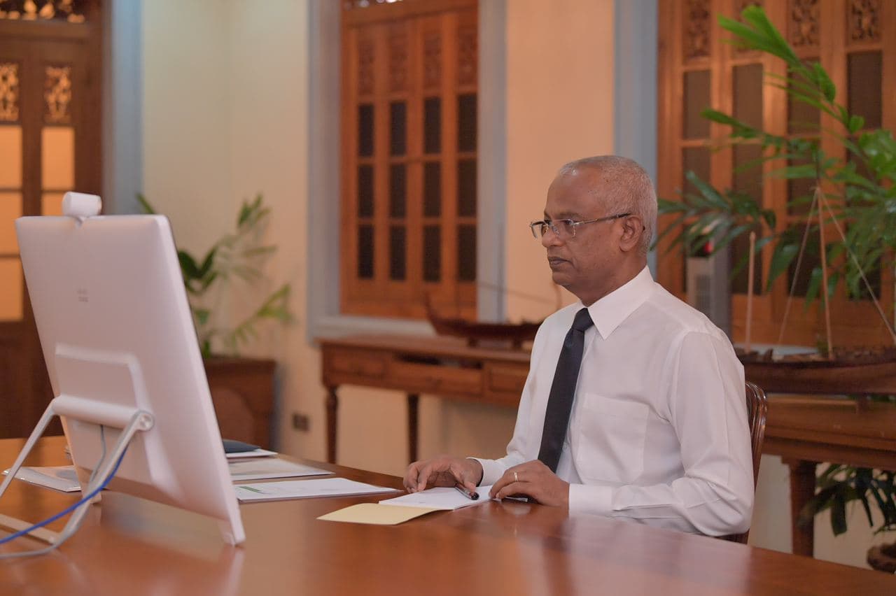 އެއްފަހަރު ބޭނުންކޮށްފައި އުކާލާ ޕްލާސްޓިކް ބޭނުންކުރުން ހުއްޓާލުމުގެ ޕްލޭން ތަންފީޒްކުރަން ރައީސް ނިންމަވައިފި