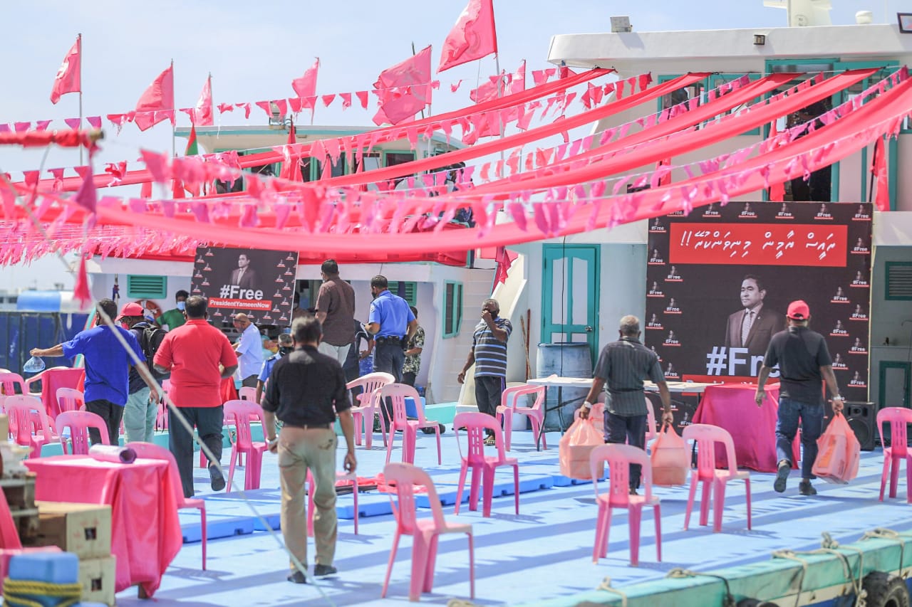 ކަނޑުމަތީ މުޒާހަރާއަށް ނިކުތުމަށް އިދިކޮޅުން ތައްޔާރުވެއްޖެ