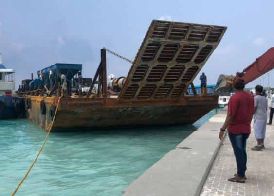 އުނގޫފާރު މަގުތަކުގައި އަންނަ މަހު ތާރު އަޅަން ފަށަނީ